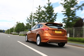 2015款全新换代两厢福克斯实拍