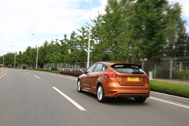 2015款全新换代两厢福克斯实拍