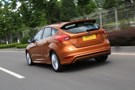 2015款全新换代两厢福克斯实拍