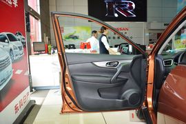 2014款日产奇骏2.0L