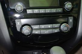 2014款日产奇骏2.0L