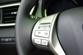 2014款日产奇骏2.0L