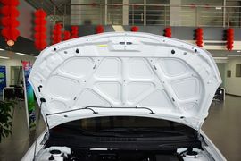 2015款现代悦动1.6L自动豪华型