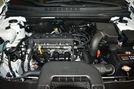 2015款现代悦动1.6L自动豪华型