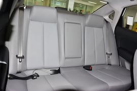 2015款现代悦动1.6L自动豪华型