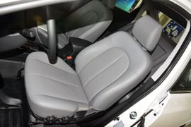 2015款现代悦动1.6L自动豪华型