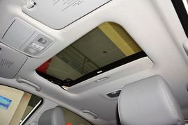 2015款现代悦动1.6L自动豪华型