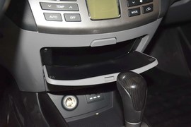 2015款现代悦动1.6L自动豪华型