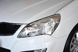 2015款现代悦动1.6L自动豪华型