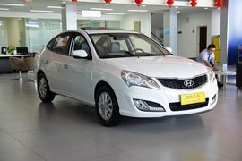 2015款现代悦动1.6L自动豪华型