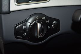 2015款奥迪A4L