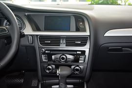2015款奥迪A4L