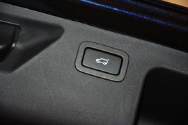 2015款路虎发现神行2.0T