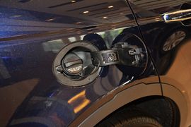 2015款路虎发现神行2.0T