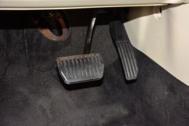 2015款路虎发现神行2.0T