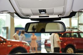 2015款路虎发现神行2.0T