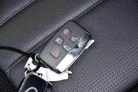 2015款路虎发现神行2.0T