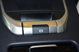 2015款路虎发现神行2.0T