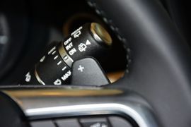 2015款路虎发现神行2.0T