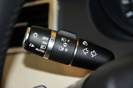 2015款路虎发现神行2.0T