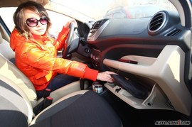 2009款铃木奥拓对比奇瑞QQ