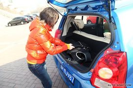 2009款铃木奥拓对比奇瑞QQ