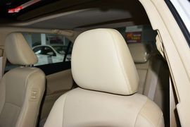 2015款丰田凯美瑞Hybrid