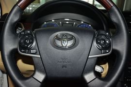 2015款丰田凯美瑞Hybrid