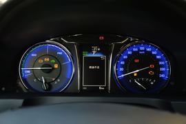 2015款丰田凯美瑞Hybrid