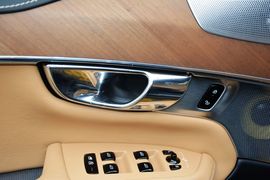 2015款沃尔沃XC90