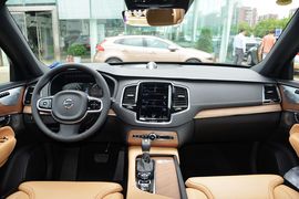 2015款沃尔沃XC90