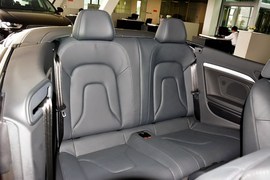 2014款奥迪A5敞篷45TFSI风尚版