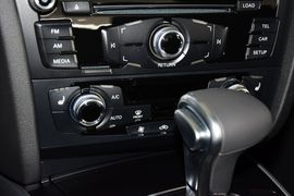 2014款奥迪A5敞篷45TFSI风尚版