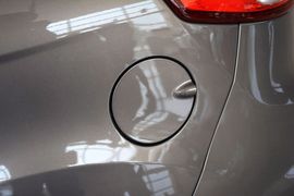 2013款福特嘉年华1.5L手动时尚型