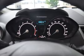 2013款福特嘉年华1.5L手动时尚型