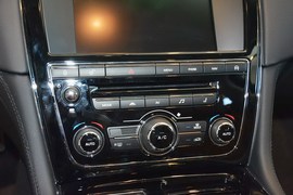 2015款捷豹XJL