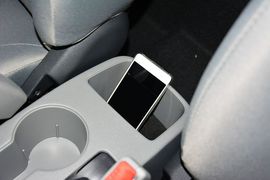 2014款现代瑞纳三厢1.4L手动智能型GLS到店实拍