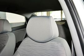 2014款现代瑞纳三厢1.4L手动智能型GLS