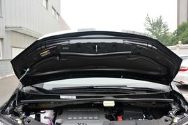 2015款丰田埃尔法3.5L豪华版