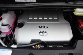 2015款丰田埃尔法3.5L豪华版