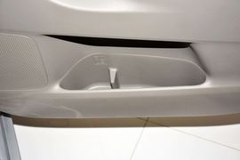 2014款丰田逸致180G