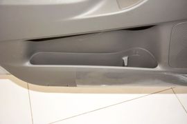 2014款丰田逸致180G