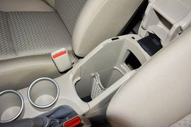 2014款丰田逸致180G