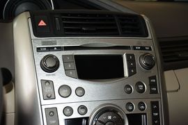 2014款丰田逸致180G