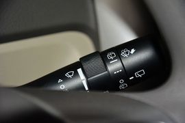 2014款丰田逸致180G