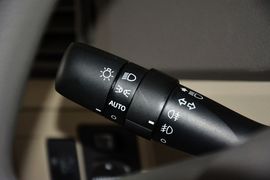 2014款丰田逸致180G