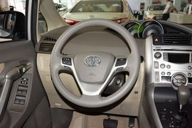 2014款丰田逸致180G