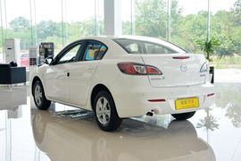 2015款马自达3