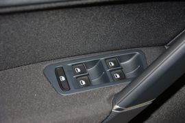 2015款大众高尔夫1.4TSI手动舒适型