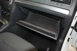 2015款大众高尔夫1.4TSI手动舒适型